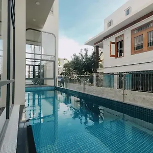 Camellia Family Aparthotel